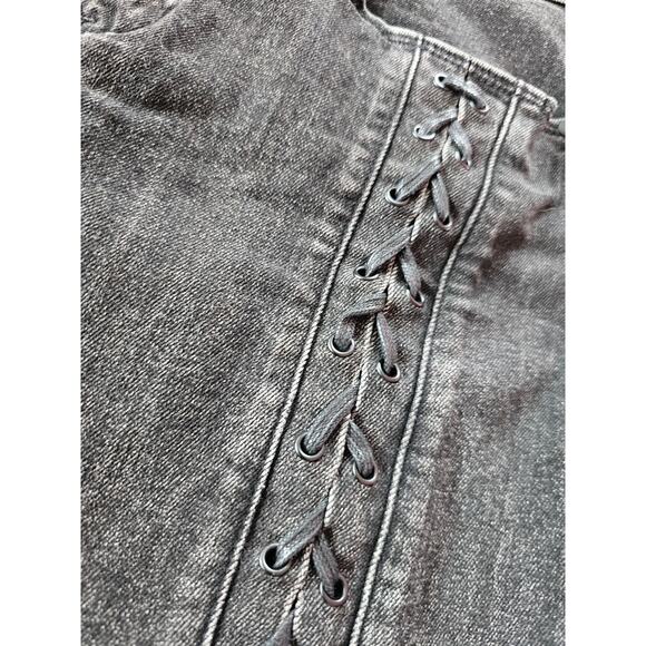 BLANK NYC MSTIQUE BLACK DENIM LACE UP MINI SKIRT FRAYED‎ DISTRESSED HEM SIZE 30 - Picture 5 of 5